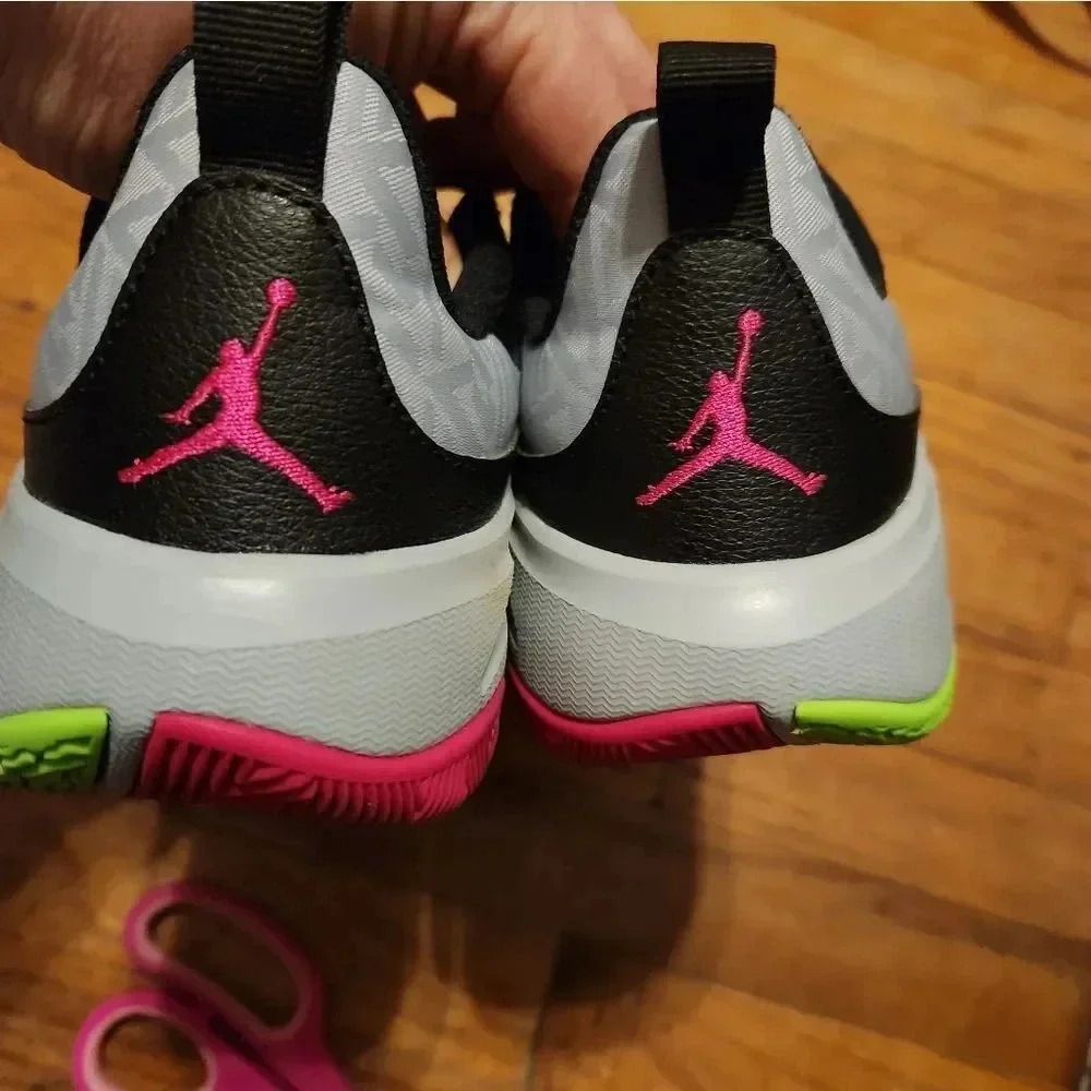 JORDANS ONE TAKE 3 youth girl Size 6.5 - Picture 11 of 12